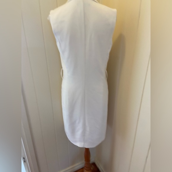 Portmans Size 8 White Long Vest with Golden Buttons Great for Corporate Wear - Picture 2 of 2